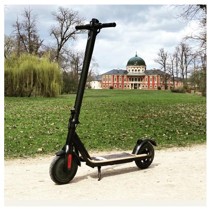 elektrická koloběžka Nitro Scooters X700 Pro, Barva černá